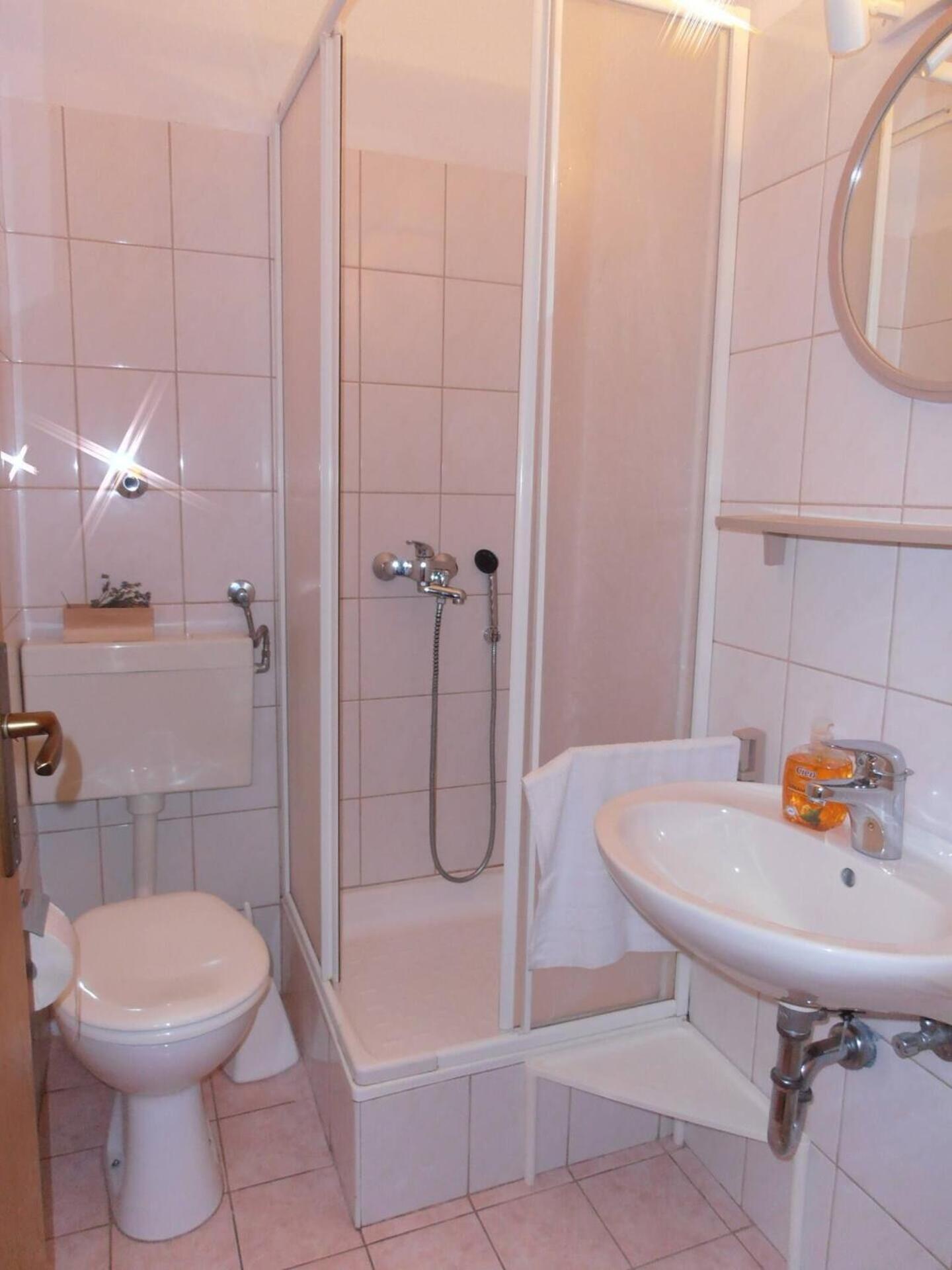 Ivo Apartma *